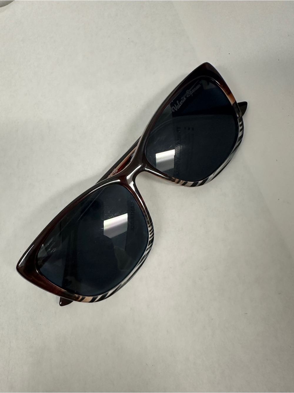 Valerie Spencer brand sunglasses 9453 brown stripe 54/14/140